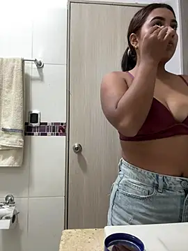 yuliana056 online show from 04.07.26