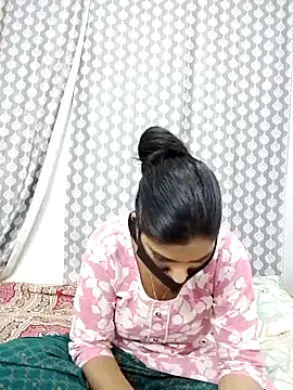 Snapshot of Jyoti_hot66 chatting on 04.17.26 Jyoti hot66 online show from 04.17.26