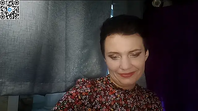 Snapshot of HotMamaQueen234 chatting on 04.23.26 HotMamaQueen234 online show from 04.23.26