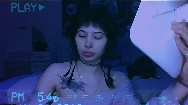 Snapshot of AllisonDeetz chatting on 03.30.26 AllisonDeetz online show from 03.30.26