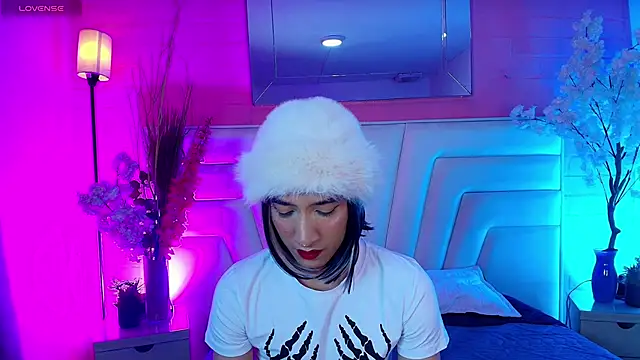 Izzy foxxy online show from 03.19.26