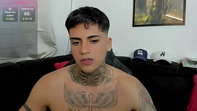 Snapshot of sweetlatinoboy chatting on 03.26.26 sweetlatinoboy online show from 03.26.26