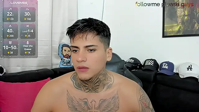 Snapshot of sweetlatinoboy chatting on 04.18.26 sweetlatinoboy online show from 04.18.26