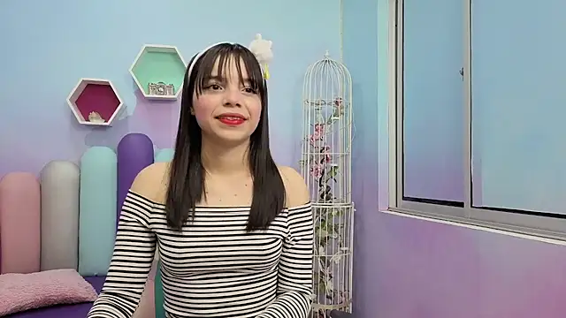 Snapshot of Isaa_Skinny chatting on 05.17.26 Isaa Skinny online show from 05.17.26