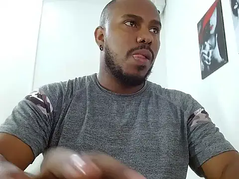 Snapshot of Alessandro_Hamed chatting on 03.28.26 Alessandro Hamed online show from 03.28.26