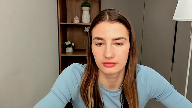 CarrieAndzulis online show from 03.22.26