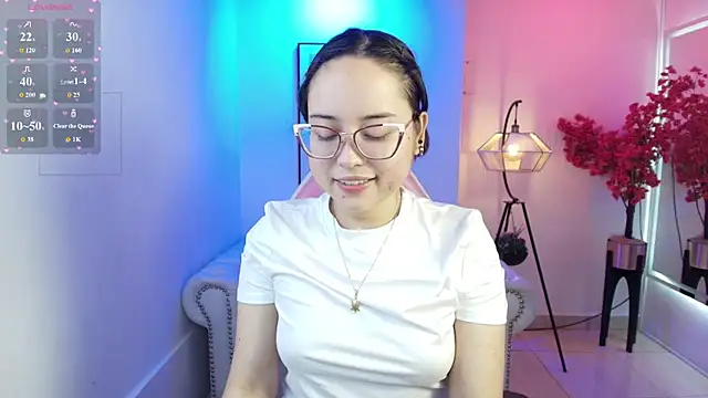 Snapshot of Shady_bug chatting on 04.17.26 Shady bug online show from 04.17.26