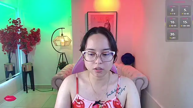 Snapshot of Shady_bug chatting on 05.07.26 Shady bug online show from 05.07.26