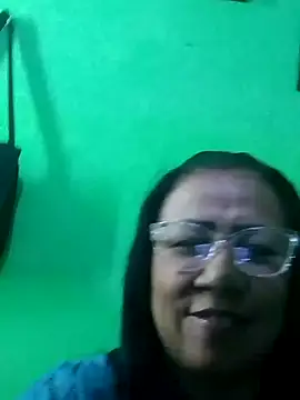 juliataylorhot online show from 04.17.26