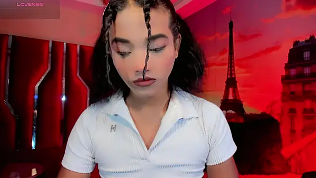 Paola Delfino online show from 05.29.26