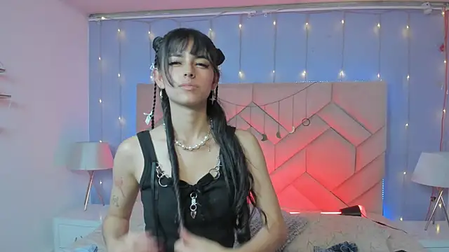 Snapshot of Eimy_Blaze chatting on 05.21.26 Eimy Blaze online show from 05.21.26