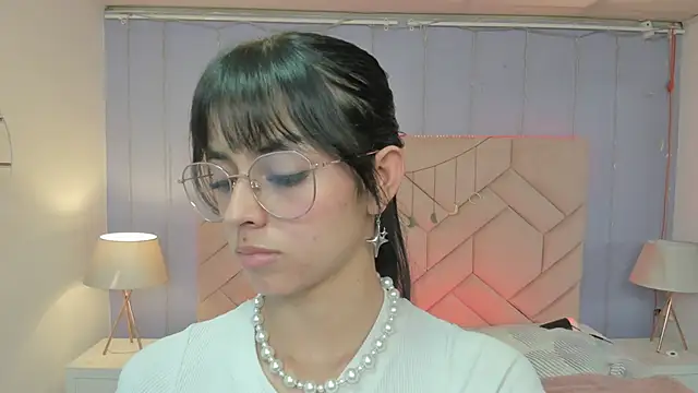 Snapshot of Eimy_Blaze chatting on 05.29.26 Eimy Blaze online show from 05.29.26
