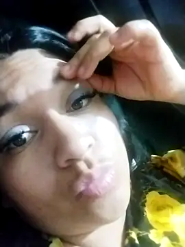 Snapshot of LatinSquirtBaby chatting on 05.18.26 LatinSquirtBaby online show from 05.18.26
