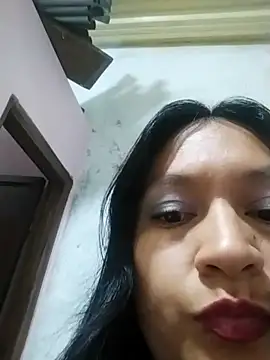 Snapshot of LatinSquirtBaby chatting on 05.23.26 LatinSquirtBaby online show from 05.23.26