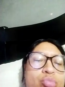 LatinSquirtBaby online show from 07.08.26