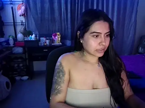 Snapshot of PeliNegraaa chatting on 07.15.26 PeliNegraaa online show from 07.15.26