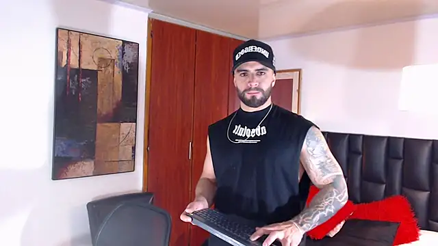 Snapshot of tony_goldstein chatting on 05.19.26 tony goldstein online show from 05.19.26