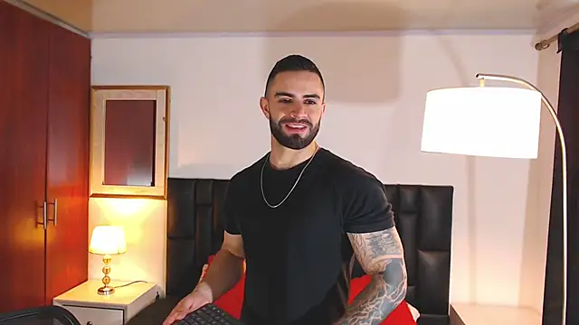 Snapshot of tony_goldstein chatting on 05.26.26 tony goldstein online show from 05.26.26