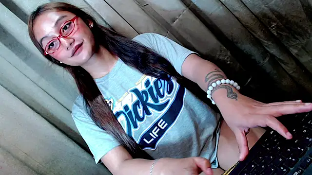 Snapshot of Jessicasfantasy chatting on 03.17.26 Jessicasfantasy online show from 03.17.26