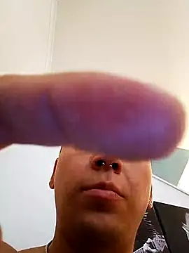 nicocaceres95 online show from 03.17.26