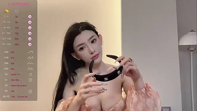 kiki-12 online show from 04.28.26
