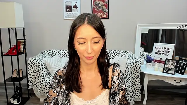 DanaRoges online show from 05.08.26