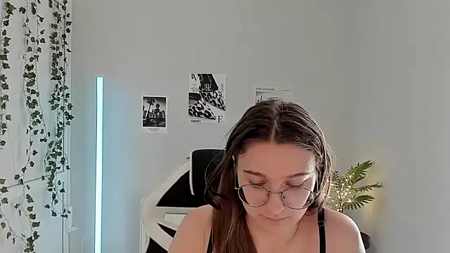Mia kristal online show from 07.07.26