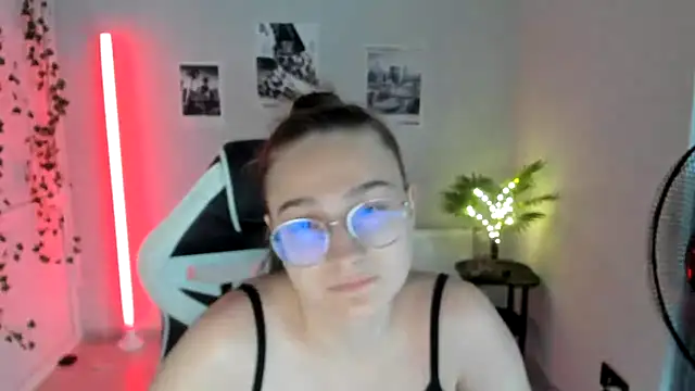 Mia kristal online show from 07.14.26