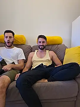 AmicisegretiITA online show from 05.19.26