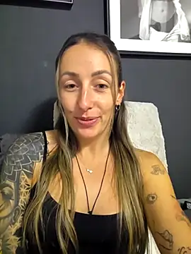 NicoleKaiser online show from 05.12.26