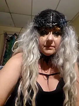 Snapshot of PiSeas chatting on 03.22.26 PiSeas online show from 03.22.26