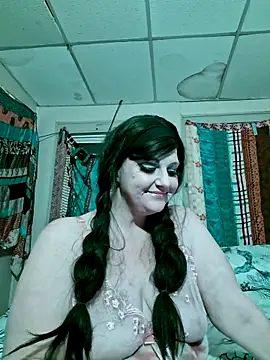 Snapshot of PiSeas chatting on 03.28.26 PiSeas online show from 03.28.26