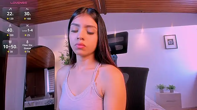 Snapshot of mily_Lopez chatting on 05.29.26 mily Lopez online show from 05.29.26