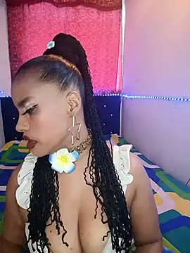 Snapshot of KAYLA_48_ chatting on 04.22.26 KAYLA 48 online show from 04.22.26