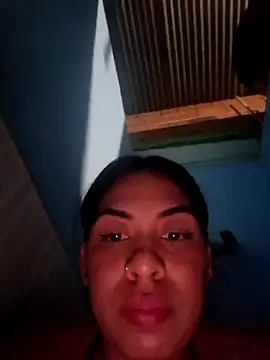 Snapshot of Dominicsexy_bitch chatting on 03.19.26 Dominicsexy bitch online show from 03.19.26