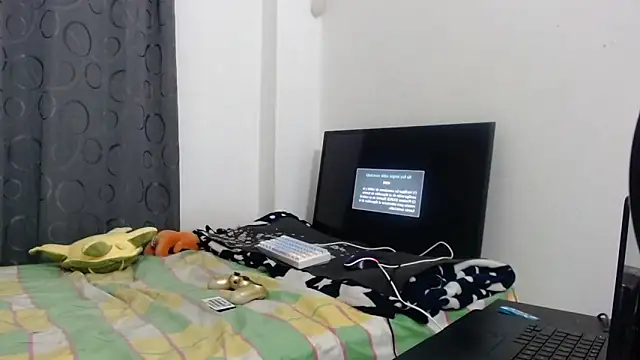 Snapshot of Fantasy-Dreams chatting on 05.16.26 Fantasy-Dreams online show from 05.16.26