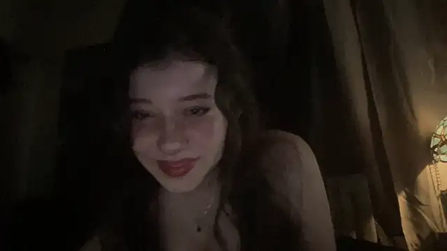 Snapshot of danneillove chatting on 03.27.26 danneillove online show from 03.27.26