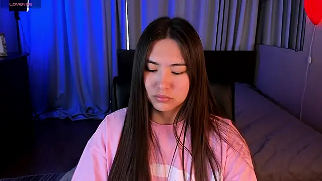 IceIcebabe  online show from 05.25.26