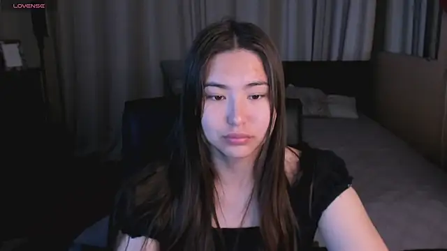 Snapshot of IceIcebabe_ chatting on 07.04.26 IceIcebabe online show from 07.04.26