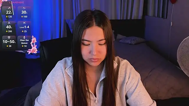 Snapshot of IceIcebabe_ chatting on 07.10.26 IceIcebabe online show from 07.10.26