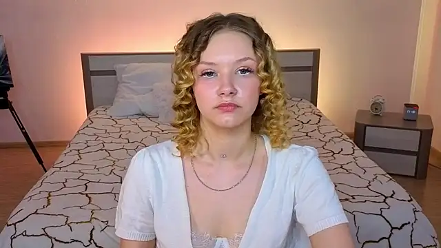 StaceyyJones online show from 05.12.26