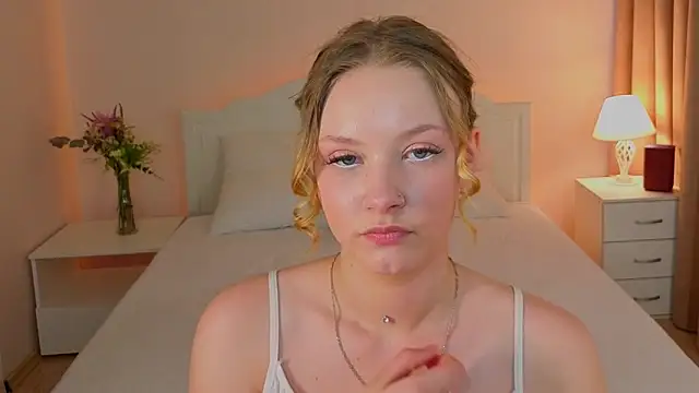 StaceyyJones online show from 05.17.26