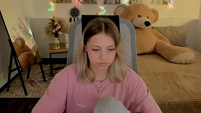 BlossomVibe online show from 04.13.26