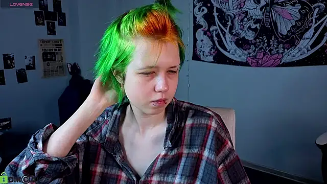 LittleKittenStar online show from 05.12.26