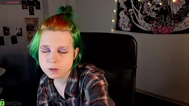 LittleKittenStar online show from 05.21.26