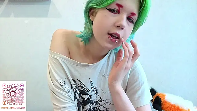 Snapshot of LittleKittenStar chatting on 06.29.26 LittleKittenStar online show from 06.29.26