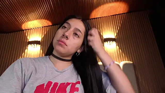 Melannyy V online show from 03.21.26