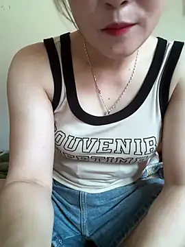 Snapshot of -Habin- chatting on 05.17.26 -Habin- online show from 05.17.26