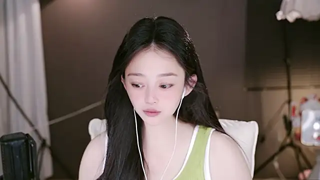 Anne-w online show from 06.04.26