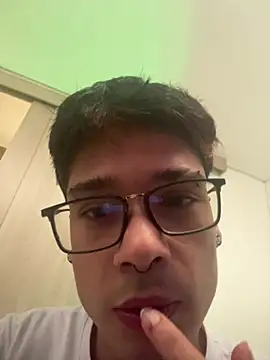 ronald maximo19 online show from 03.20.26